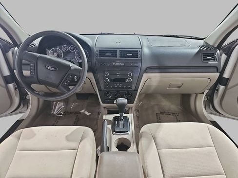 Used 2009 Ford Fusion SE FWD image 11
