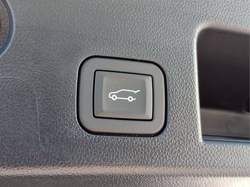 New 2026 GMC Terrain Elevation w/ Elevation Premium Package FWD image 21