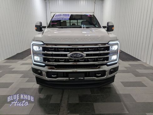 Used 2024 Ford F250 Lariat w/ Chrome Package image 7