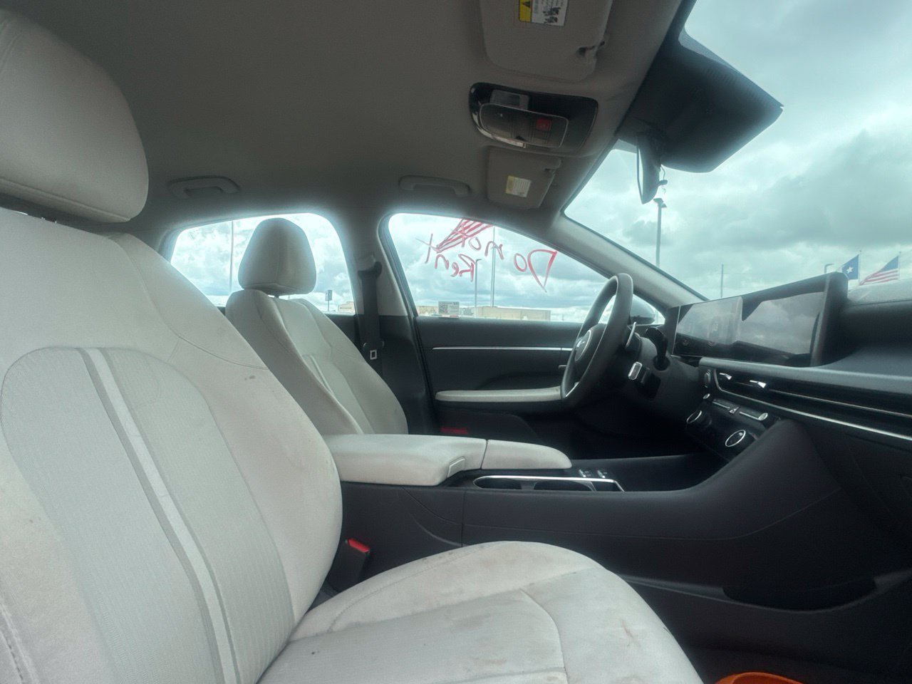Used 2025 Hyundai Sonata SEL FWD image 29
