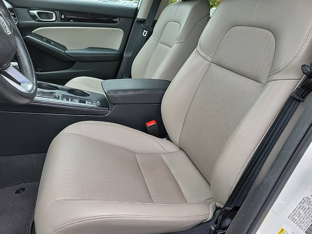 Used 2024 Honda Civic Touring image 7