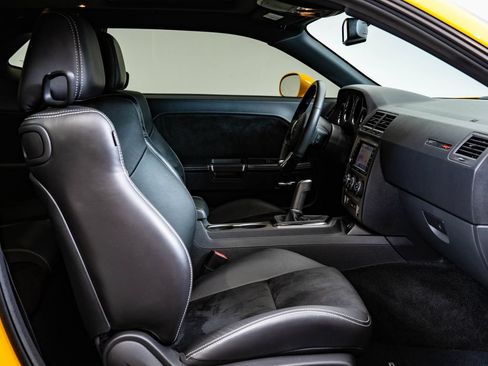 Used 2012 Dodge Challenger SRT8 Yellow Jacket w/ Premium Sound Group RWD image 26