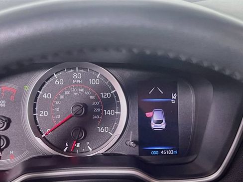 Used 2021 Toyota Corolla SE FWD image 12