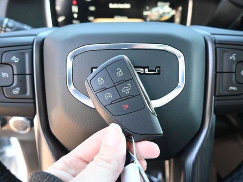 New 2026 GMC Sierra 2500 Denali Ultimate image 36