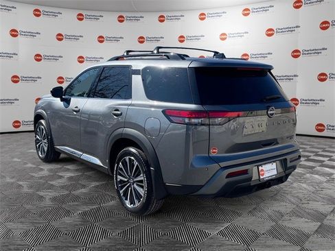 New 2026 Nissan Pathfinder Platinum image 3