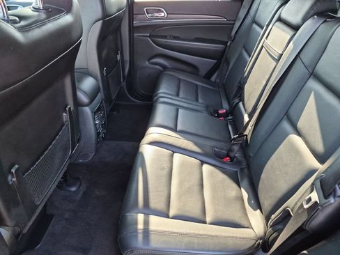 Used 2018 Jeep Grand Cherokee Limited w/ Luxury Group II AWD/4WD image 28