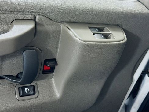 New 2025 Chevrolet Express 3500 w/ Power Convenience Package image 12