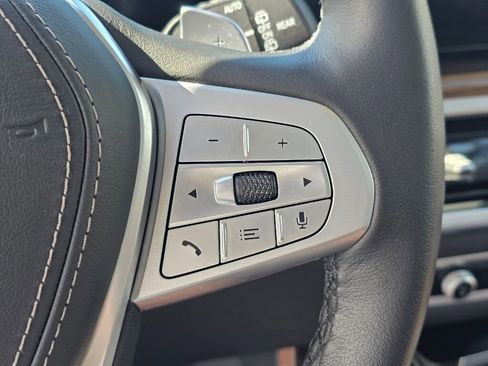 Used 2026 BMW X7 xDrive40i image 36