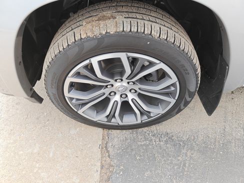 Used 2025 RAM 1500 Tungsten w/ Trailer Tow Group AWD/4WD image 9