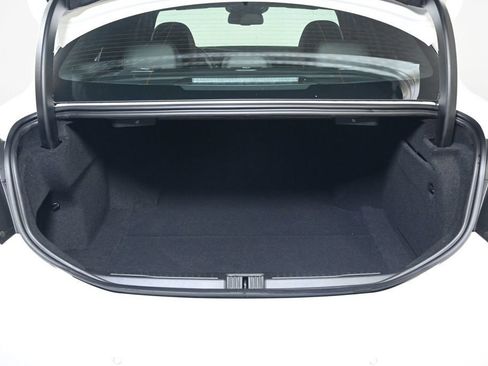 Used 2025 Alfa Romeo Giulia w/ Driving Assist Package RWD image 22