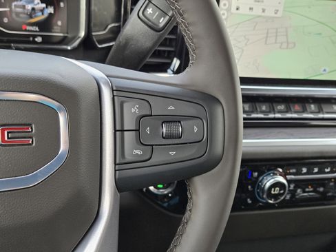 Used 2025 GMC Sierra 2500 SLT w/ SLT Convenience Package image 23