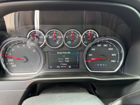 Used 2021 Chevrolet Silverado 1500 LTZ AWD/4WD image 22