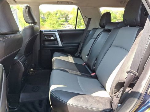 Used 2019 Toyota 4Runner SR5 Premium AWD/4WD image 10