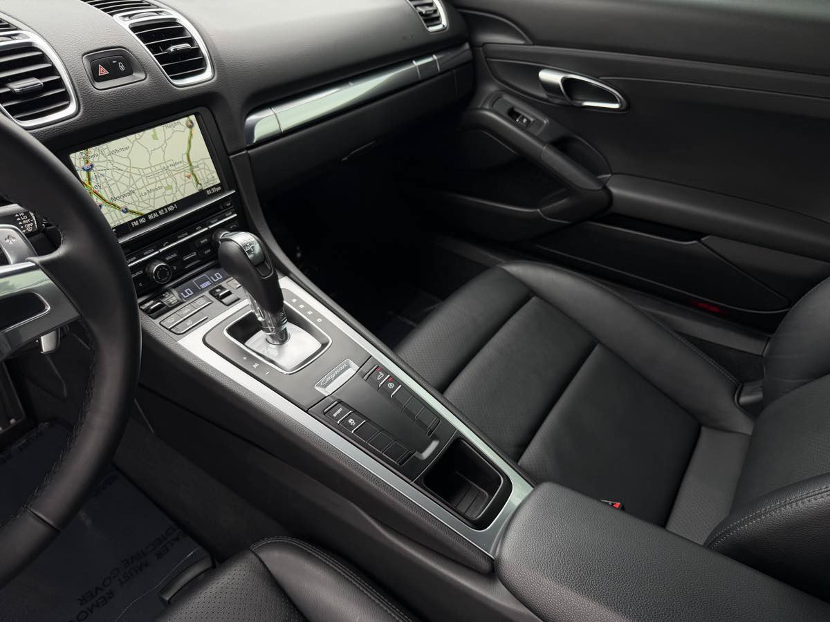 Used 2014 Porsche Cayman RWD image 16