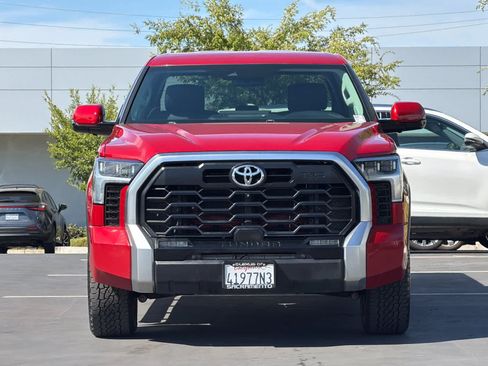 Used 2022 Toyota Tundra Limited w/ TRD Off-Road Package AWD/4WD image 10