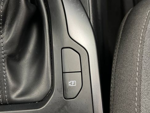 Used 2025 Kia K4 FWD image 44