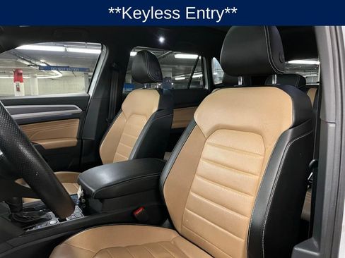 Certified 2022 Volkswagen Atlas Cross Sport SEL Premium R-Line w/ Cross Sport MDO Package image 21