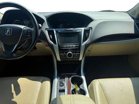 Used 2017 Acura TLX V6 w/ Technology Package FWD image 11