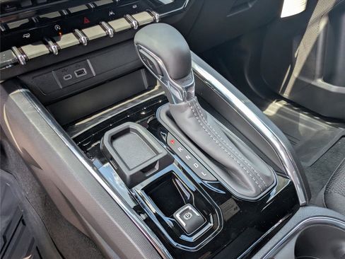 New 2026 GMC Canyon Elevation w/ Convenience Package image 19