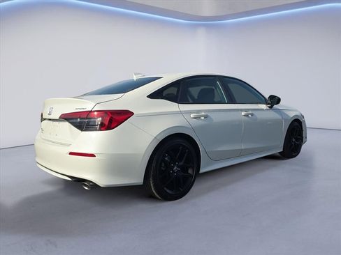 Used 2023 Honda Civic Sport image 5