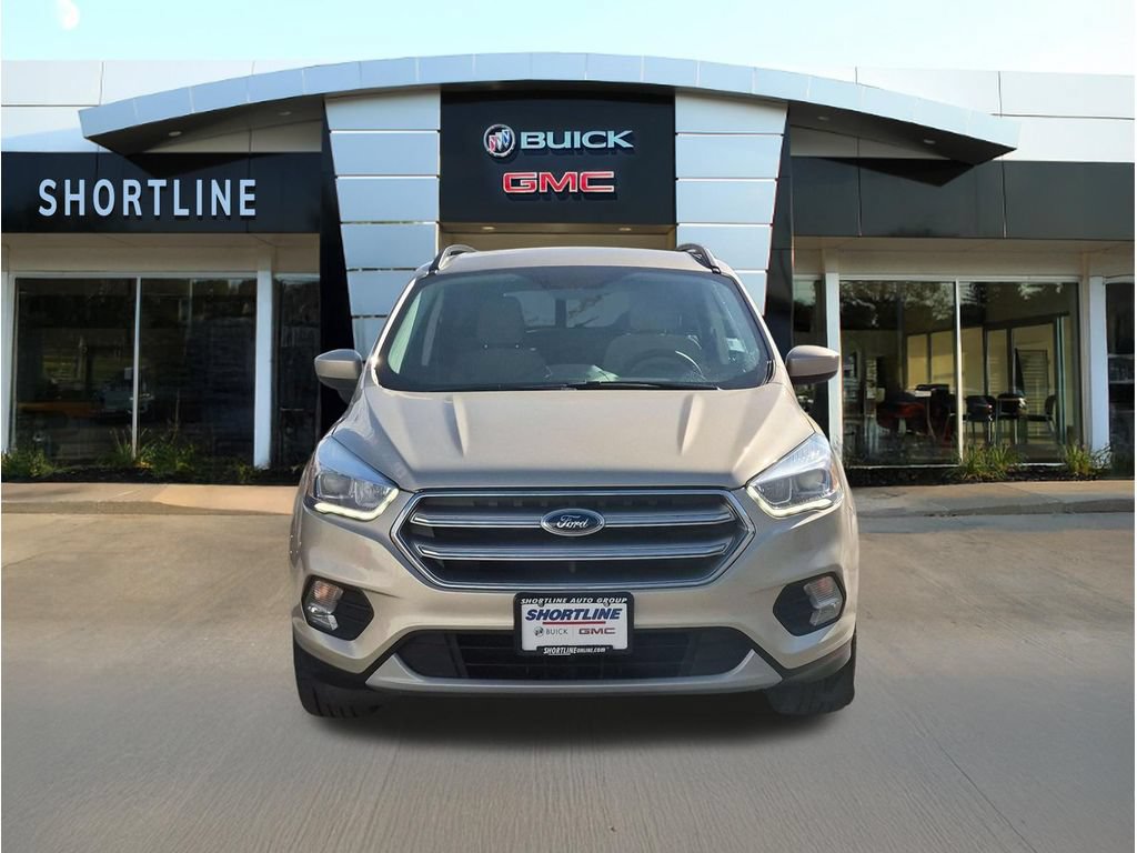 Used 2017 Ford Escape SE w/ Equipment Group 201A AWD/4WD image 8
