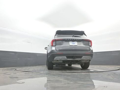 Certified 2025 Ford Explorer Active w/ Active Comfort Package AWD/4WD image 38