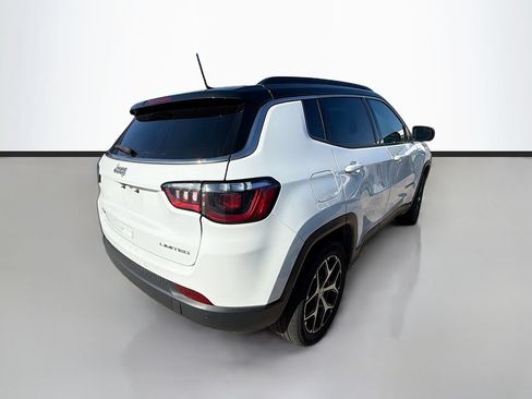 Used 2024 Jeep Compass Limited AWD/4WD image 8