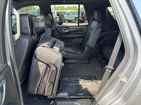 Used 2021 GMC Yukon SLT w/ SLT Luxury Plus Package RWD image 24