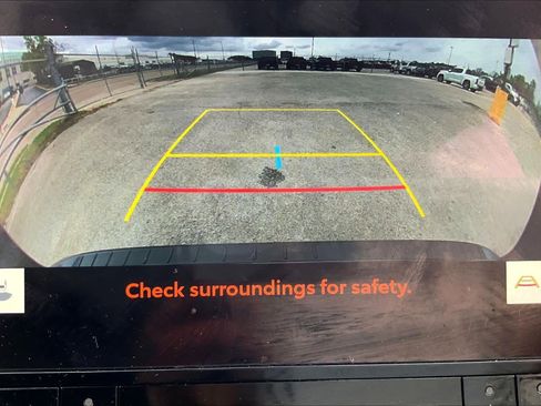 Used 2025 Toyota Highlander Limited image 26