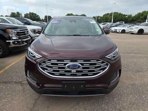 Used 2024 Ford Edge Titanium w/ Equipment Group 301A AWD/4WD image 7