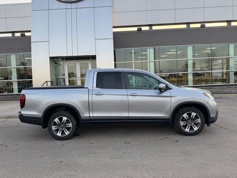 Used 2017 Honda Ridgeline RTL-T image 34