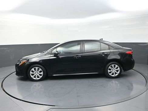 Used 2024 Toyota Corolla LE FWD image 48
