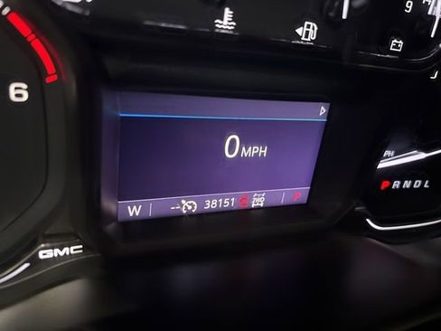 Used 2021 GMC Sierra 1500 Elevation image 18