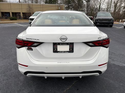 Used 2024 Nissan Sentra SV w/ SV Premium Package image 6