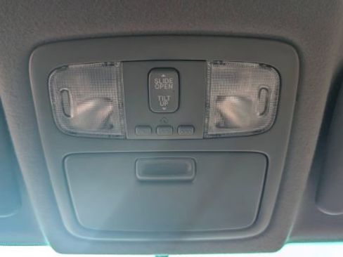 Used 2004 Toyota 4Runner Limited image 39