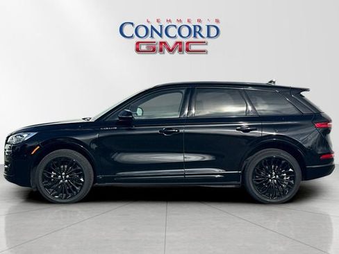 Used 2023 Lincoln Corsair Reserve w/ Equipment Group 201A image 7