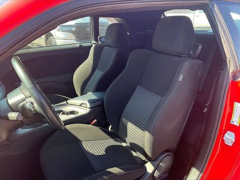Used 2023 Dodge Challenger R/T w/ Blacktop Package RWD image 9