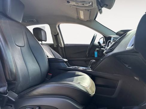 Used 2017 Chevrolet Equinox Premier w/ Enhanced Convenience Package AWD/4WD image 15