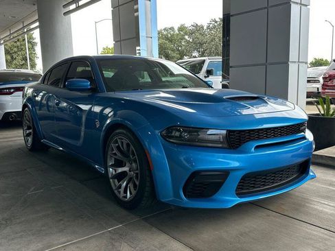 Used 2020 Dodge Charger SRT Hellcat w/ Harman/Kardon Audio Group RWD image 2