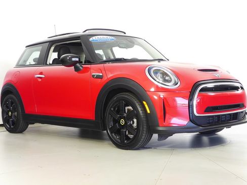 Used 2023 MINI Cooper SE FWD image 4