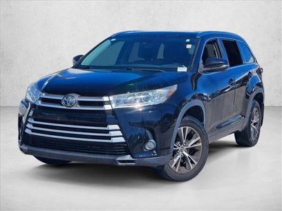 Certified 2017 Toyota Highlander XLE