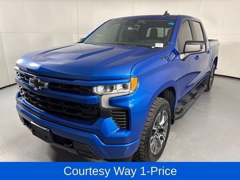 Used 2022 Chevrolet Silverado 1500 RST w/ Convenience Package II AWD/4WD image 5