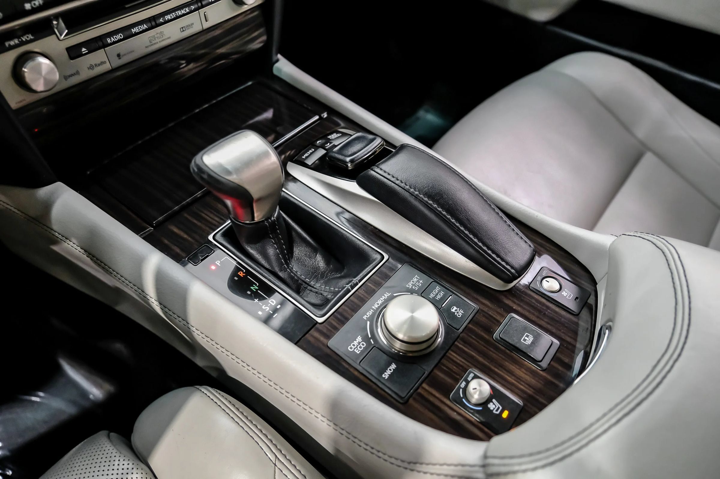 Used 2015 Lexus LS 460 L RWD image 33