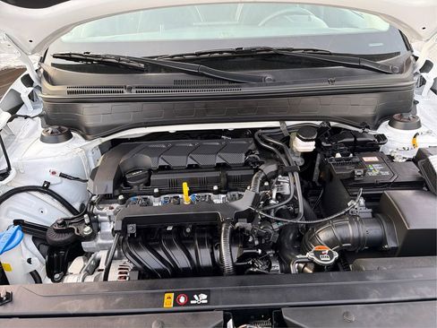 Certified 2025 Hyundai Venue Limited image 23