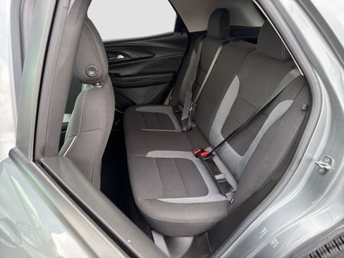 Used 2023 Chevrolet TrailBlazer LT w/ Convenience Package FWD image 13