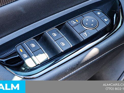Used 2025 Nissan Murano SV FWD image 37