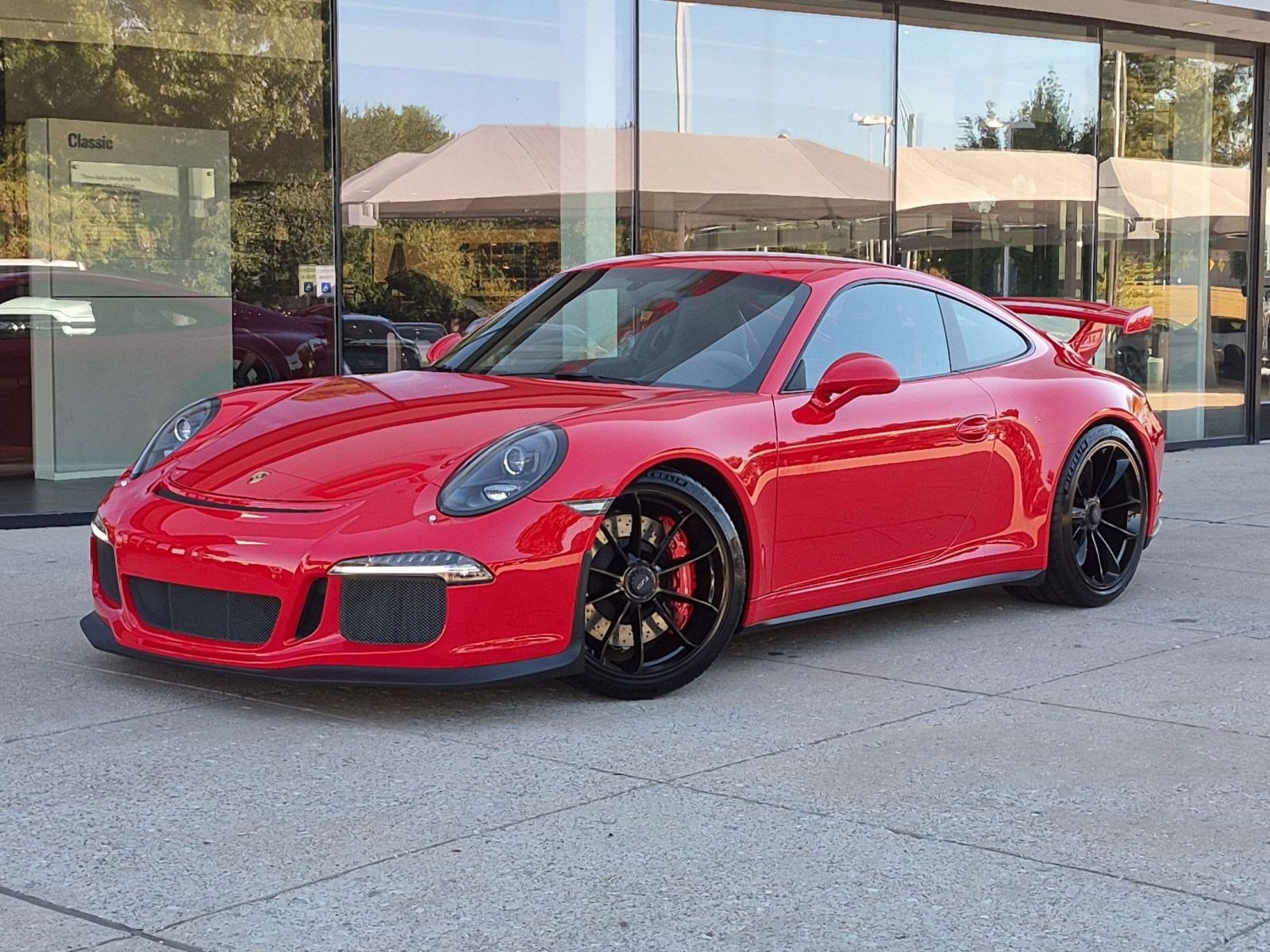 Certified 2015 Porsche 911 GT3 RWD image 1