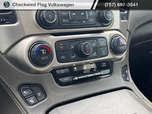 Used 2015 GMC Yukon Denali w/ Premium Package AWD/4WD image 39