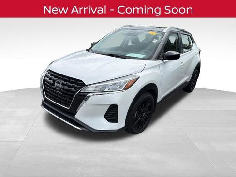 Certified 2024 Nissan Kicks SV FWD image 2