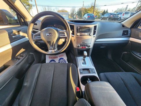 Used 2013 Subaru Outback 2.5i Premium w/ All-Weather Pkg image 11